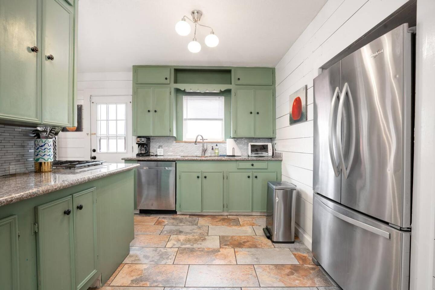 The Harby House - Close To U Of H, Downtown, Stadiums, Med Center Holiday home Houston