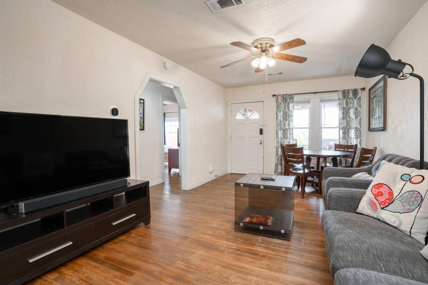The Harby House - Close To U Of H, Downtown, Stadiums, Med Center * Houston